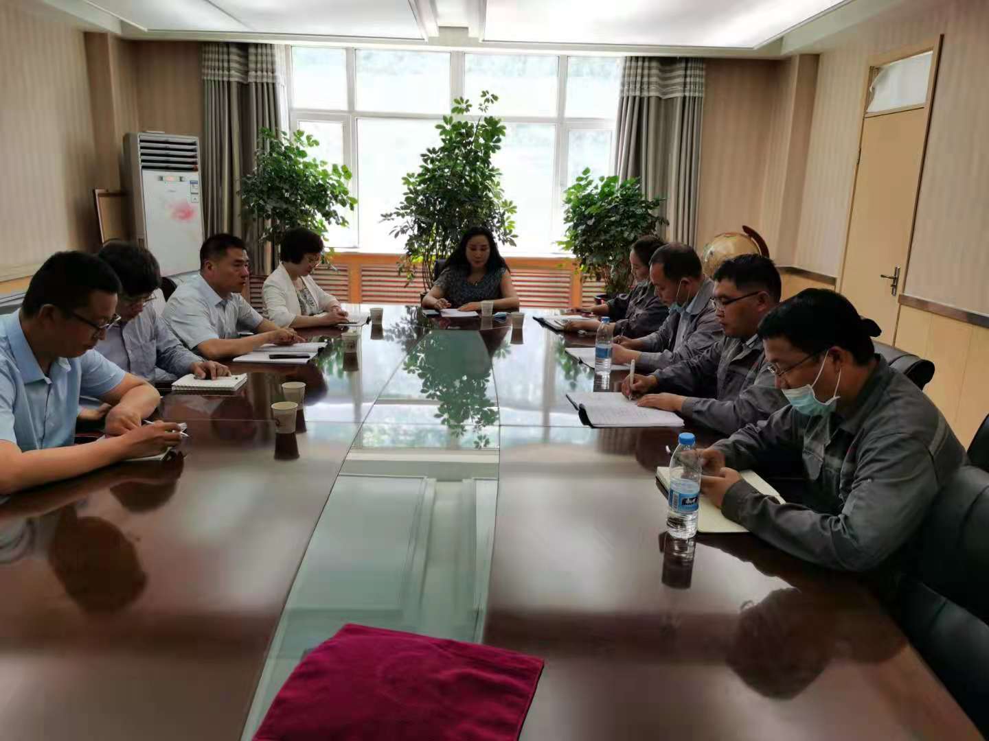 集團常務(wù)副總經(jīng)理劉惠、副總經(jīng)理劉昆等前往華泰隆公司檢查調(diào)研